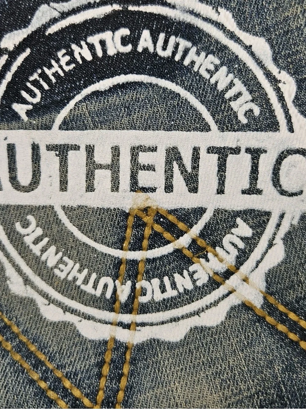 Upcycled travelteli denim